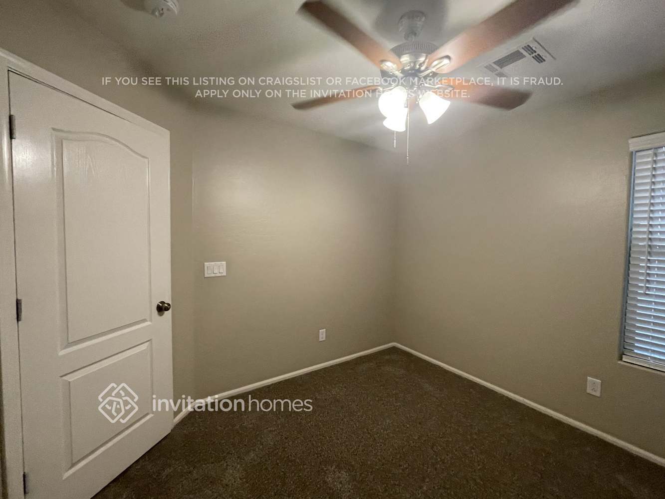 Building Photo - 2231 S 101st Dr