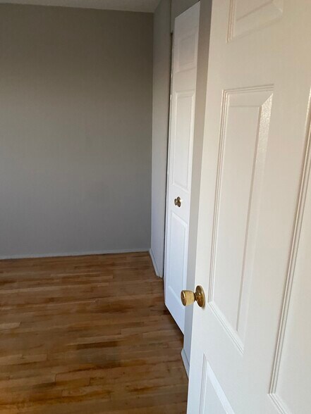 Building Photo - 8011 Stratman Rd