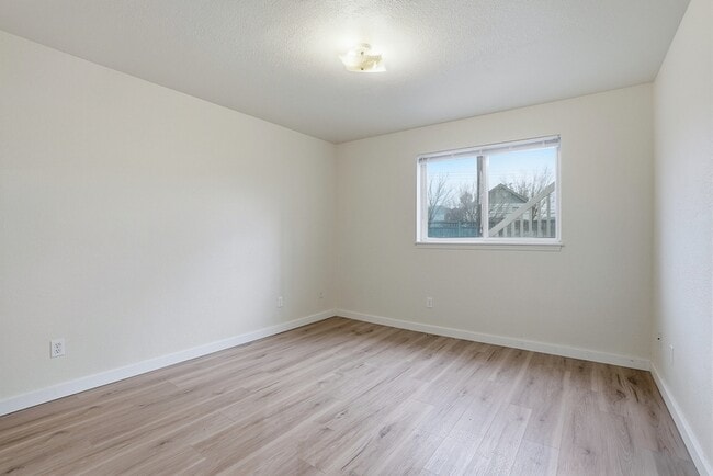 Building Photo - 3446 W Lilac Ct