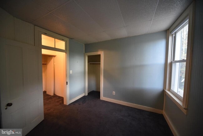 Building Photo - 4710 Schley Ave