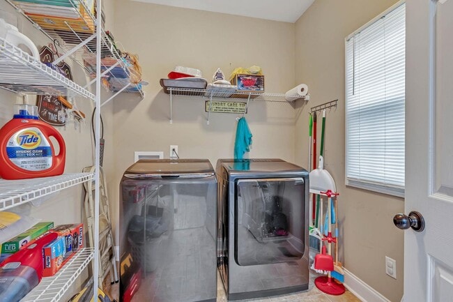 Building Photo - 6015 Hwy 76 E