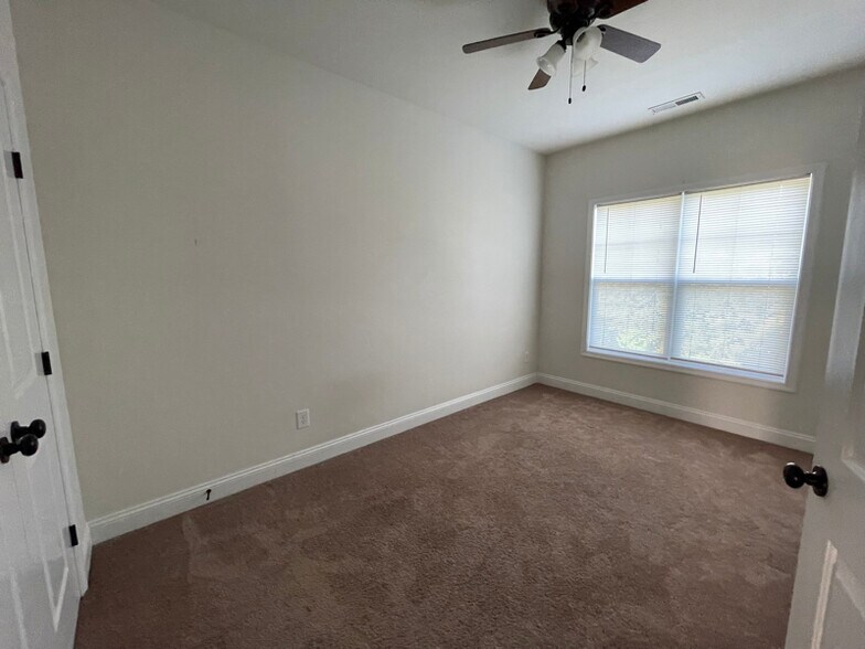 Building Photo - 11116 Swanee Mill Trace