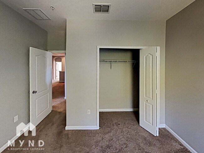 Building Photo - 1888 Compass Flower Way