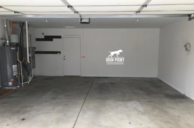 Building Photo - 3bed/2bath - Landscaping Included plus fenced yard, & two car garage.