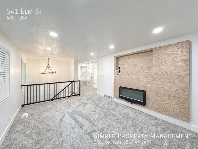 Building Photo - 541 E Elm St