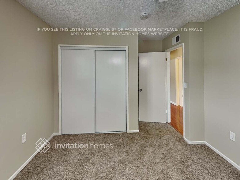 Building Photo - 13466 Almetz St