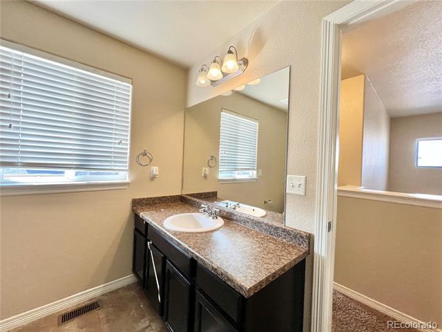 Building Photo - 6605 Alliance Loop