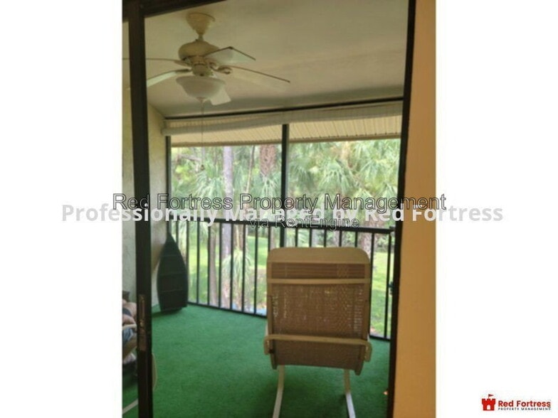 Building Photo - 15076 Parkside Dr