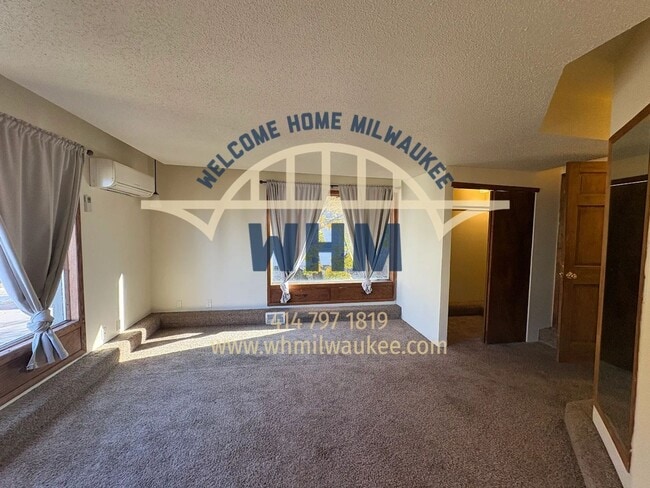 Building Photo - 1631 E Belleview Pl