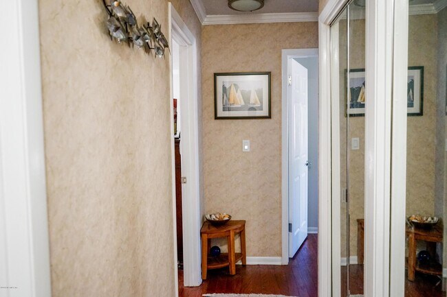 Building Photo - 695 A1A N