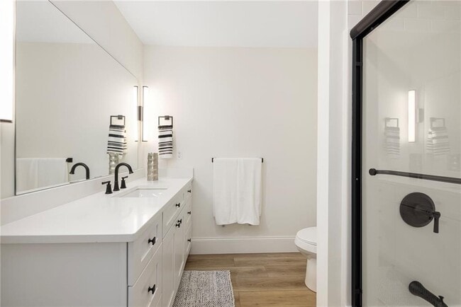 Building Photo - 50 S County Trl