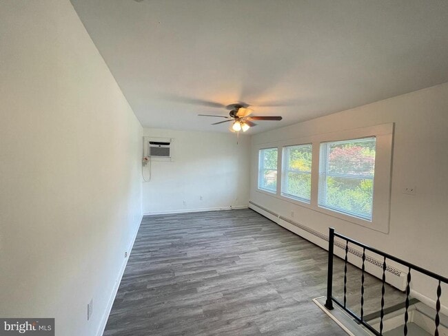Building Photo - 14105 Robinson Ct