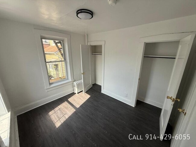 Building Photo - 160 Palisade Ave