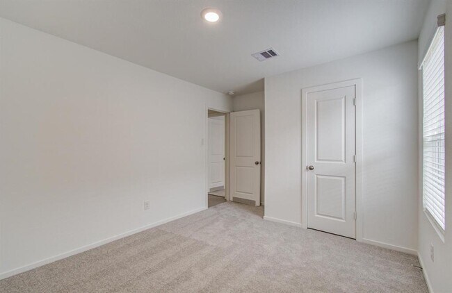 Building Photo - 18027 Valle Cupa Ln