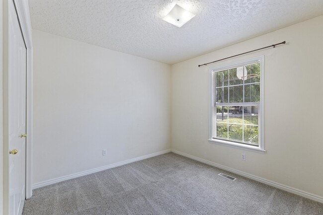 Building Photo - 7646 Cypress Ln