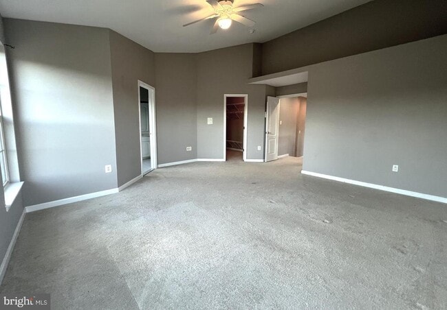 Building Photo - 13611 Acorn Hunt Pl