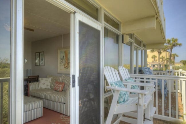 Building Photo - 122 Camrose Wy