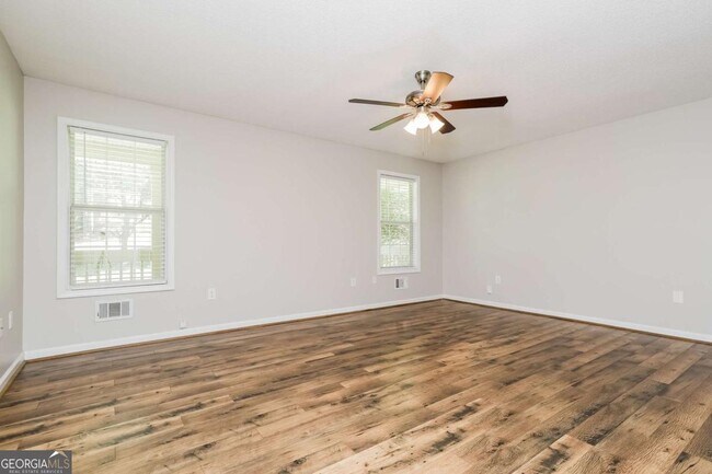 Building Photo - 169 Hayes Cir