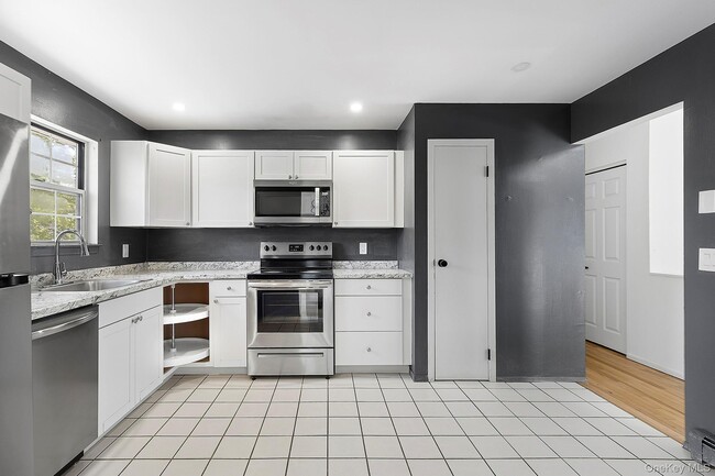 Building Photo - 65 16th St