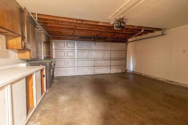 Building Photo - 5530 Sandpiper Ct