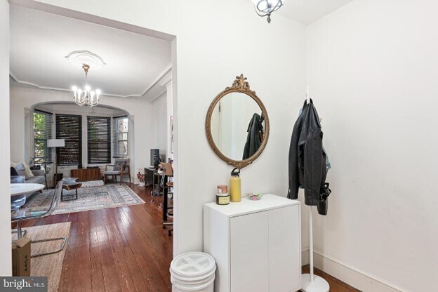 Building Photo - 2205 Mount Vernon St