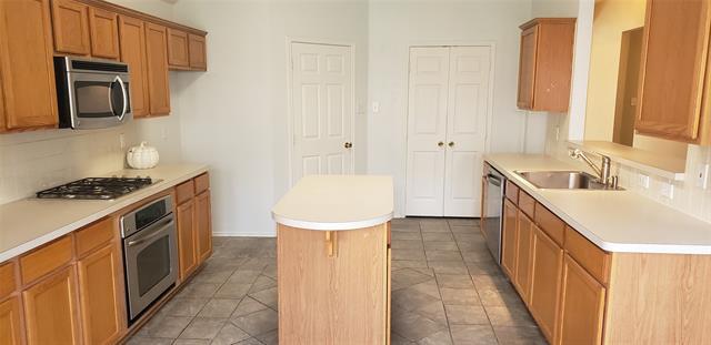 Building Photo - 7605 Sonoma Valley Dr