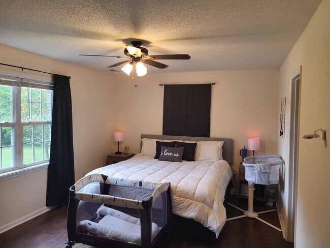 Building Photo - 124 Villa Park Dr