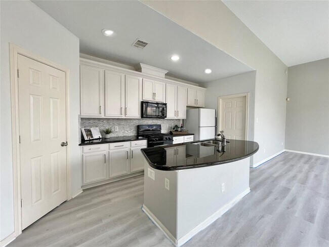 Building Photo - 3625 Standing Rock Dr