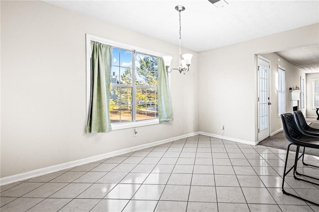 Building Photo - 2034 Locksley Terrace