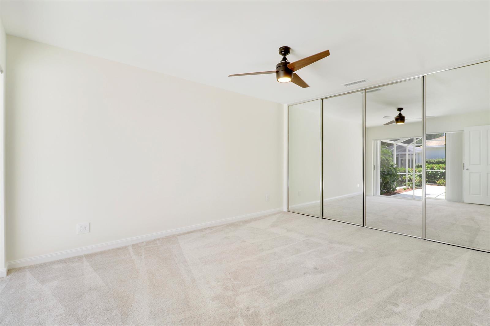 Building Photo - 11301 Myrtle Oak Ct
