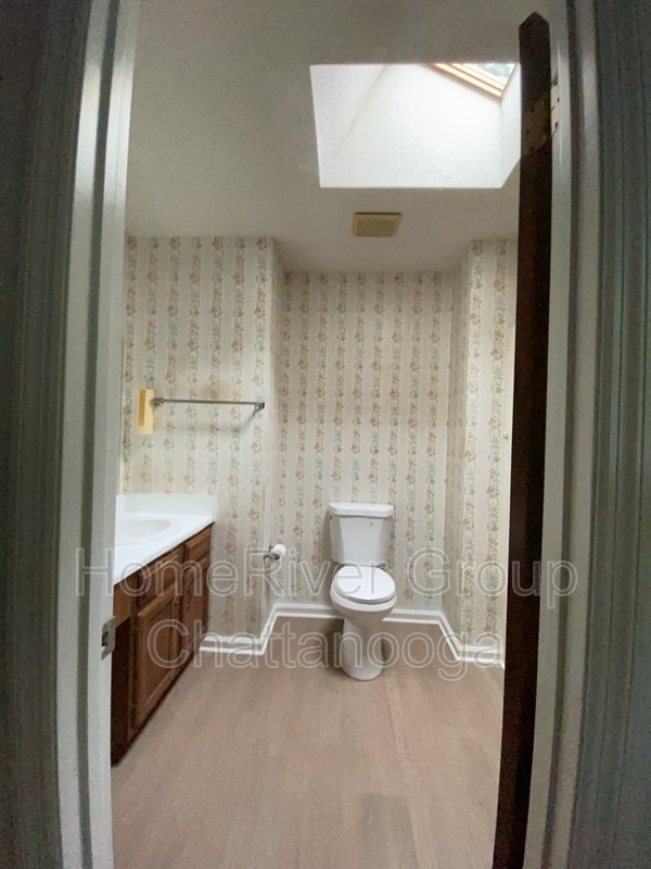 Building Photo - 8837 Quail Run Dr