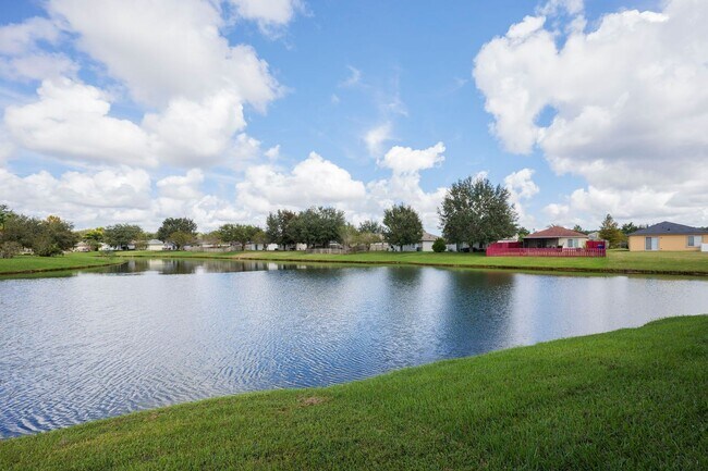 Building Photo - Fully Renovated Samara Lakes Home with Stunning Water Views!
