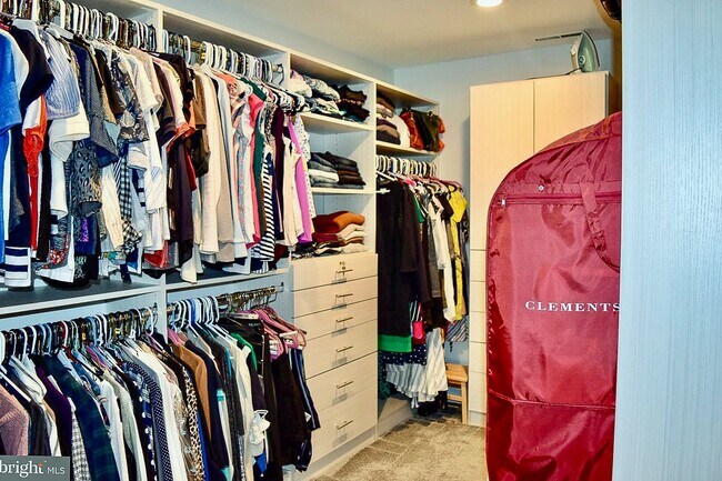 Building Photo - Extensively Renovated 4-Bedroom Home in Prime Location! Unbelievable custom kitchen.