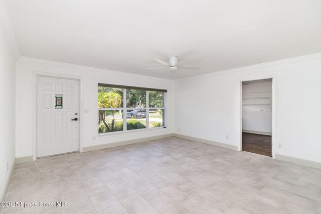 Building Photo - 2157 Barracuda Ave