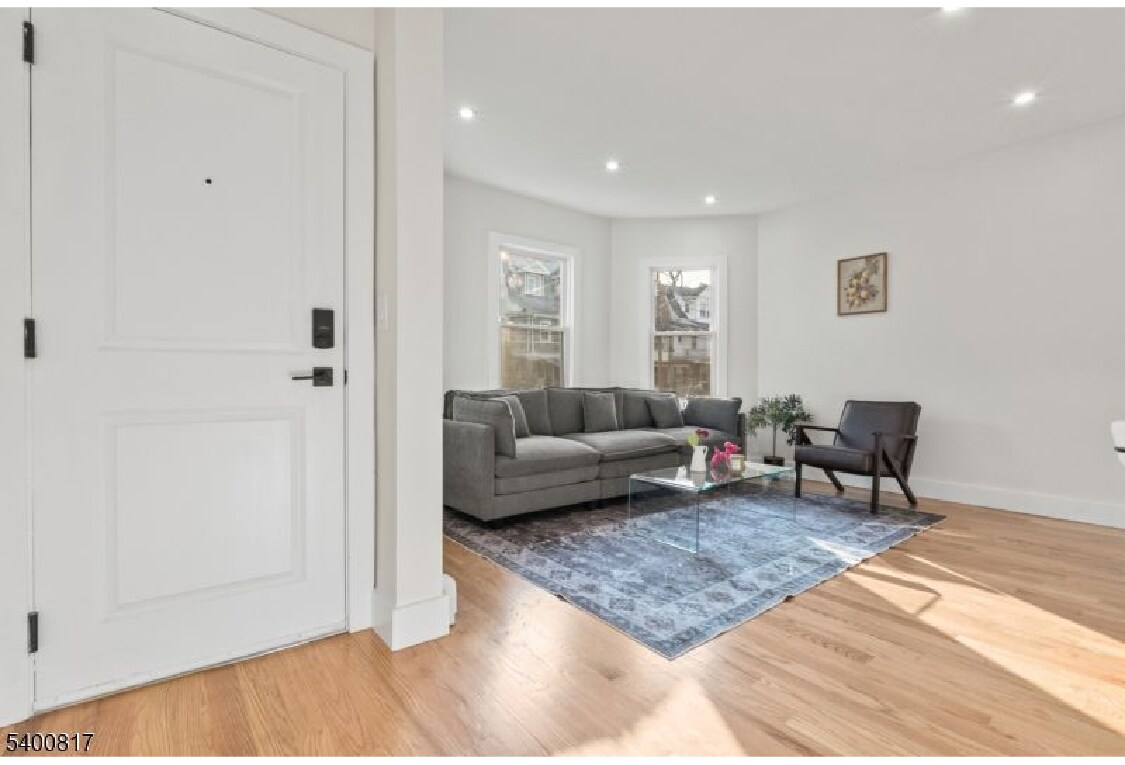 Building Photo - 180 N 12th St