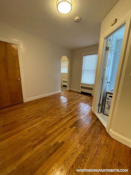 Building Photo - 90 Winthrop Shore Dr