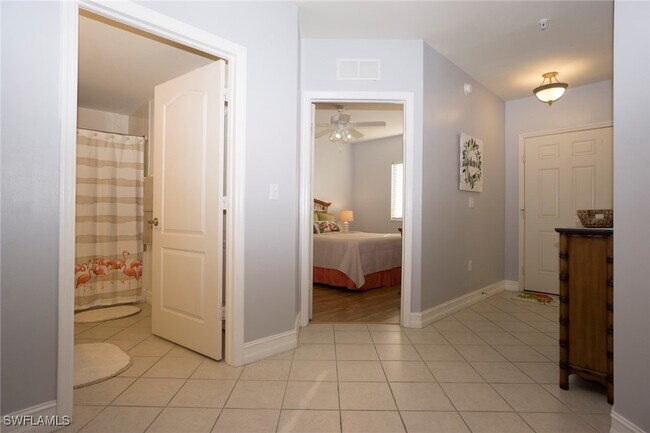 Building Photo - 7819 Regal Heron Cir