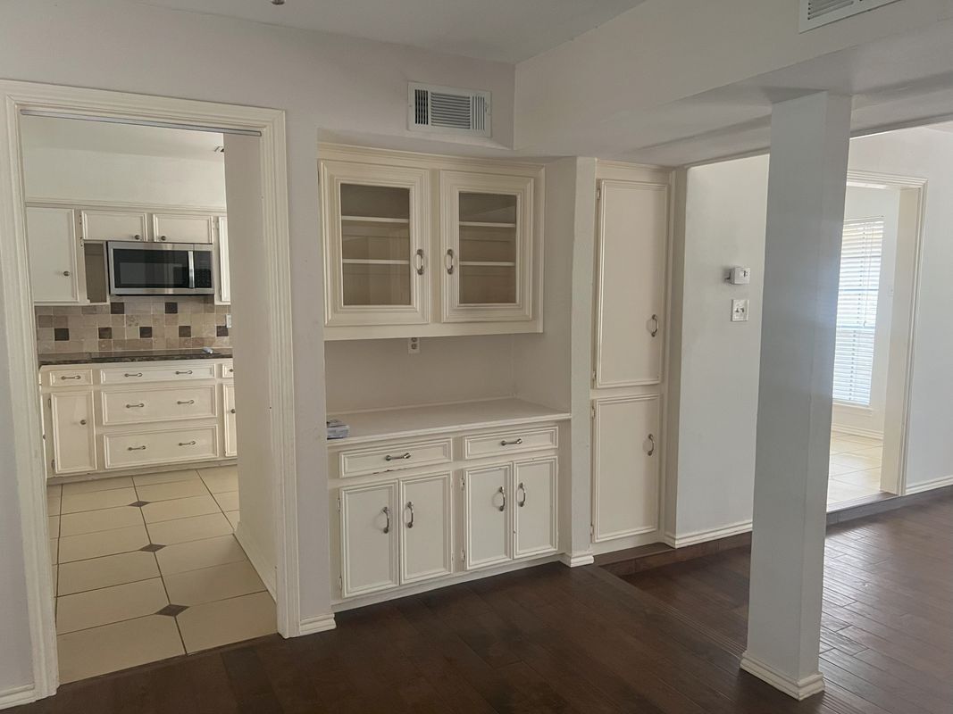 Building Photo - 3813 Whiterock Trail