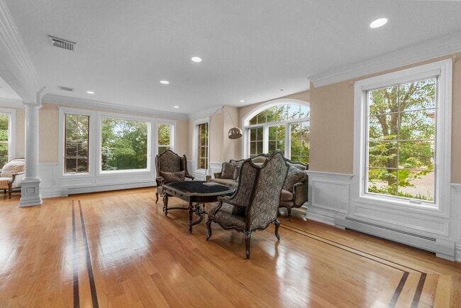 Building Photo - 1 Euclid Rd