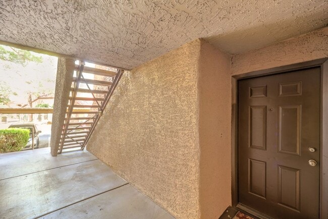 Building Photo - Fully Renovated Canyon Gate Condo | Guard Gated | Resort-Style Living