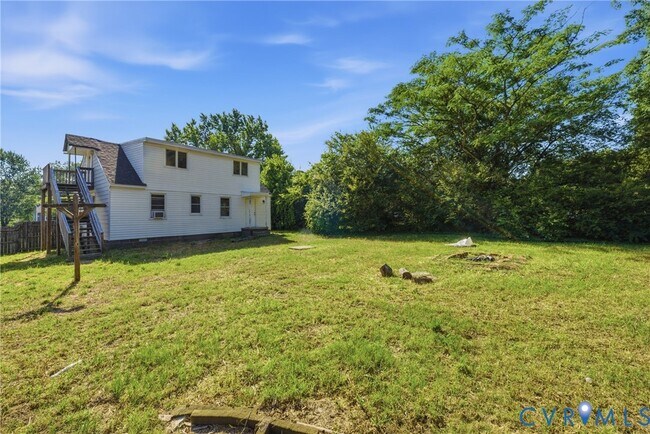 Building Photo - 302 Marlin Dr