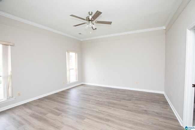 Building Photo - 123 Braxton Way