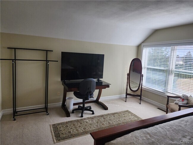 Building Photo - 4560 Providence Rd