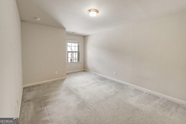 Building Photo - 3511 Brockenhurst Dr