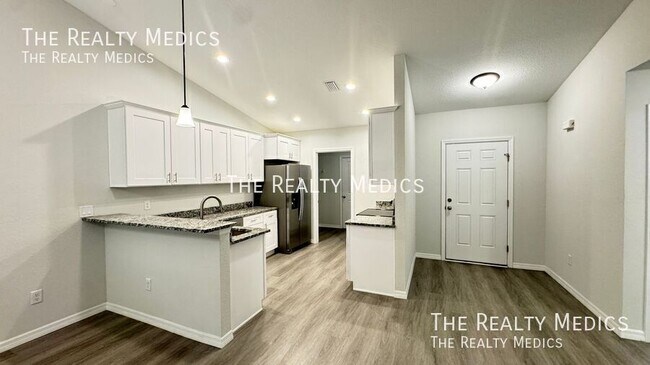 Building Photo - 8147 Cozumel Ln