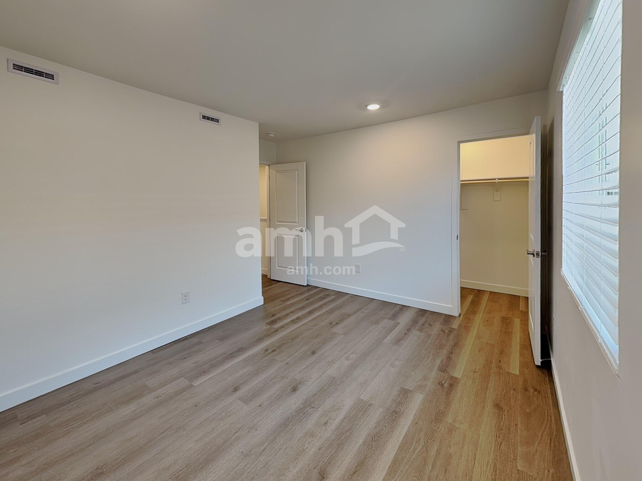 Building Photo - 6287 W Paseo Vito