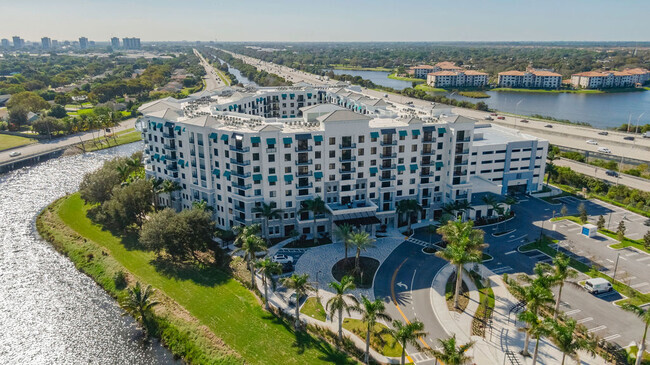 Building Photo - Riverstone Palm Beach