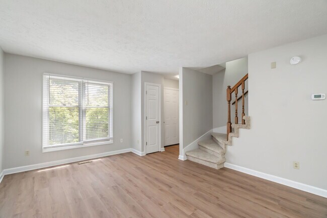 Building Photo - 4051 Heather Ct NW