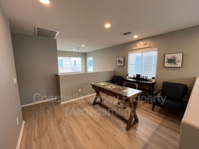 Building Photo - 321 Paseo Gusto