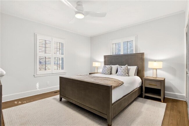 Building Photo - 2226 Melante Dr NE